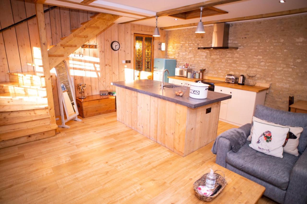 Converted Barn House - Oxford, Cotswolds