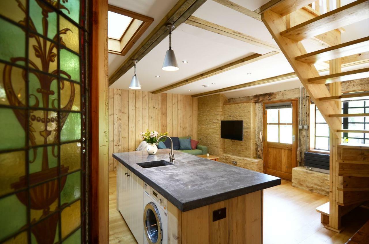 Converted Barn House - Oxford, Cotswolds