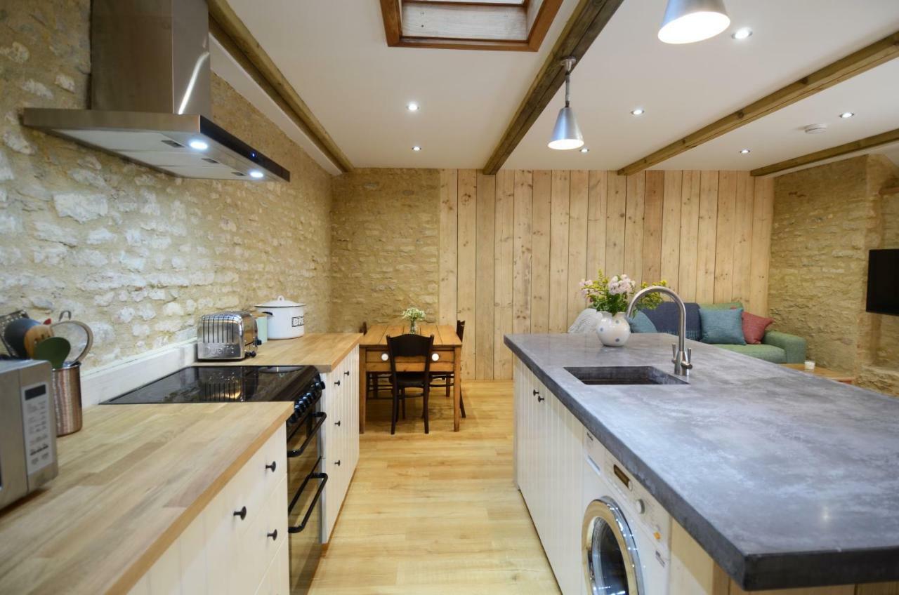 Holiday home Converted Barn House - Oxford, Cotswolds *