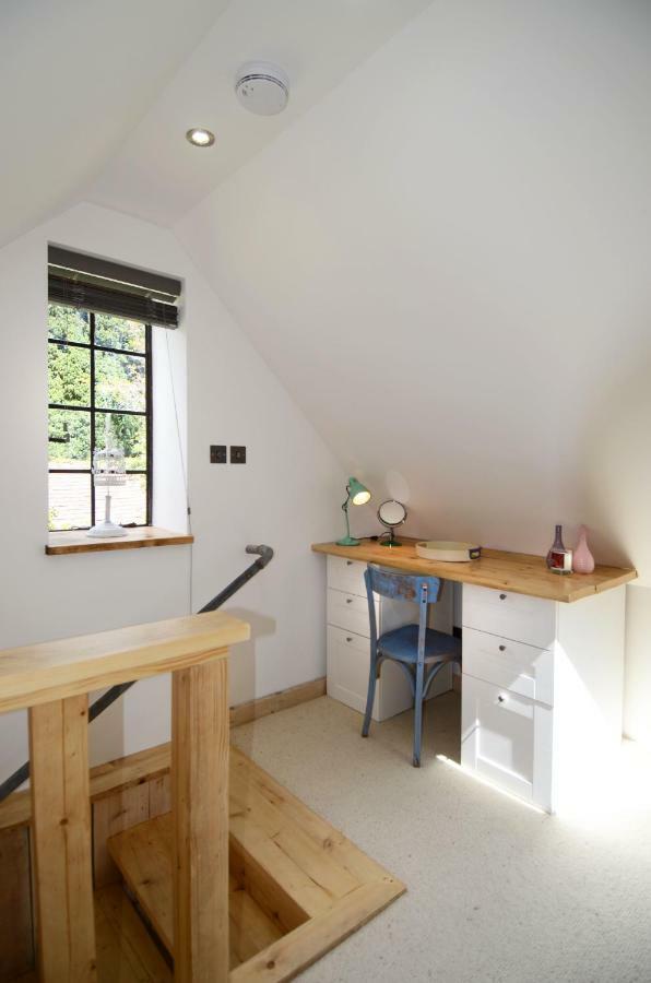 Converted Barn House - Oxford, Cotswolds